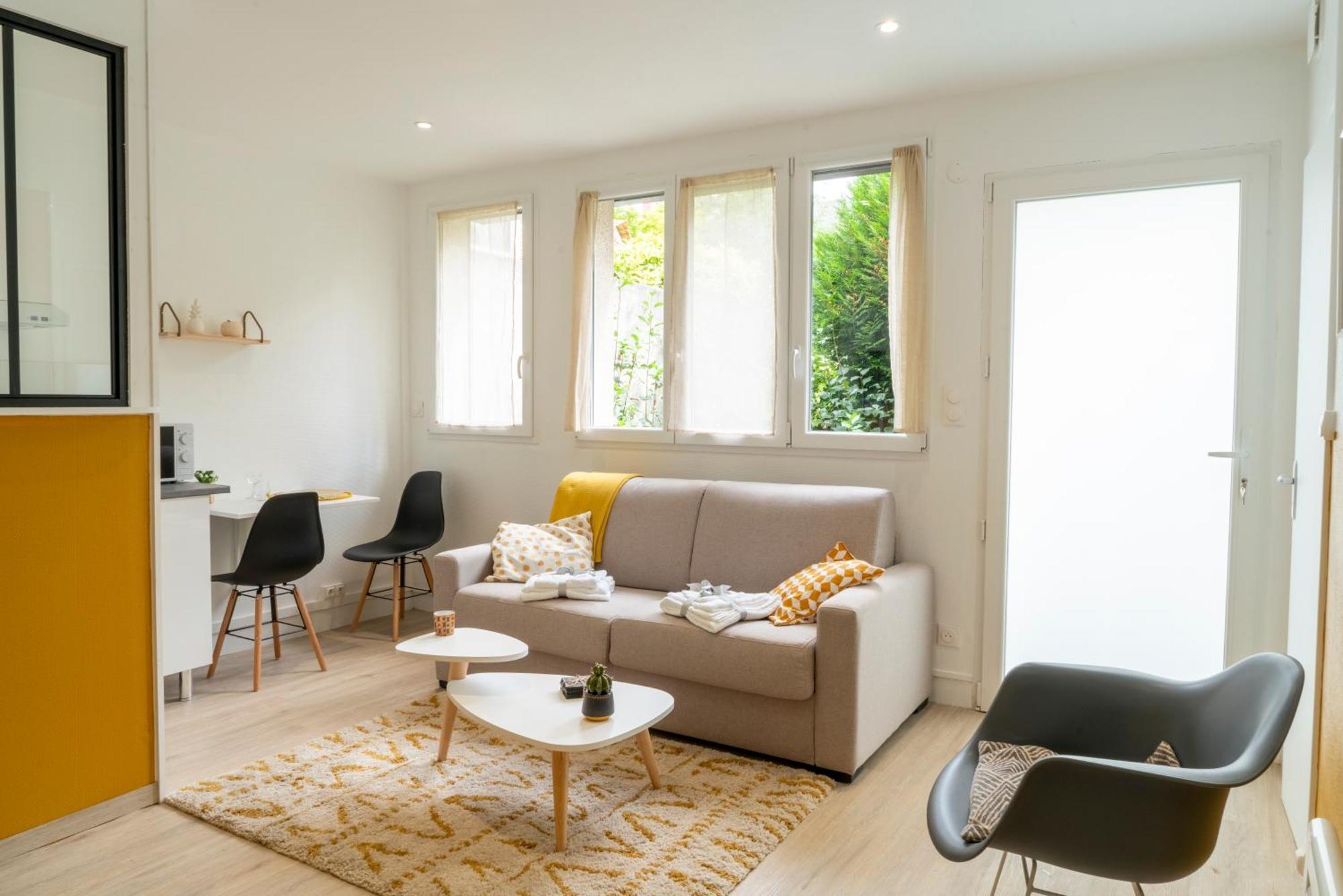 Stockholm- Studio Serenite Avec Jardin Charleville-Mézières Eksteriør bilde